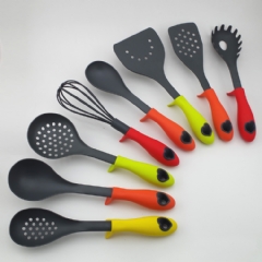 Nylon Kitchen Utensil Set